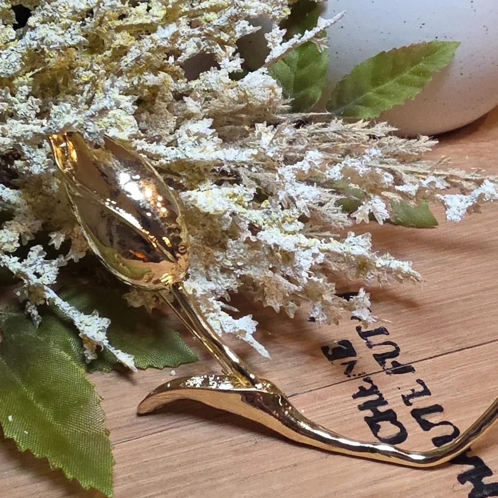 New! ZARA Gold Textured Calla Lily Flower Brooch | Large Floral | NWOT #br6